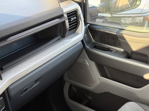 New 2026 Ford F250 XLT w/ XLT Premium Package image 30