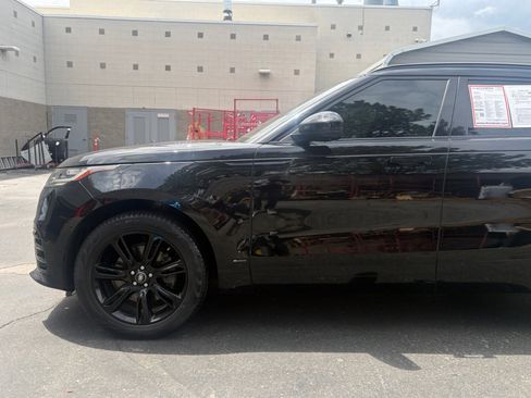 Used 2019 Land Rover Range Rover Velar R-Dynamic SE AWD/4WD image 10