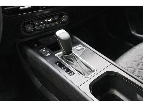 Used 2026 Nissan Kicks SV w/ SV Premium Package FWD image 28