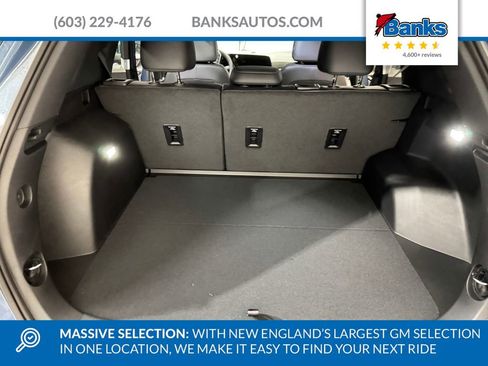 New 2026 Chevrolet Equinox LT w/ Convenience Package II AWD/4WD image 7