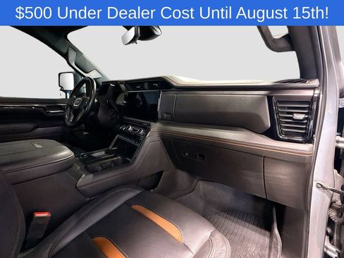 Used 2024 GMC Sierra 2500 AT4 w/ Technology Package AWD/4WD image 30