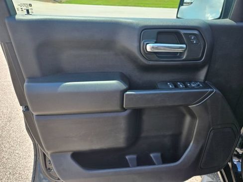 Used 2024 Chevrolet Silverado 1500 Custom Trail Boss AWD/4WD image 10