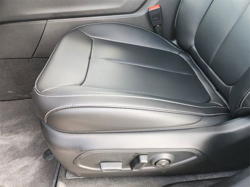 New 2025 Jeep Grand Cherokee Limited image 17