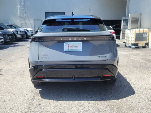 Used 2023 Nissan Ariya FWD image 7