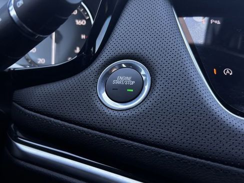 New 2025 Cadillac XT5 Premium Luxury image 17