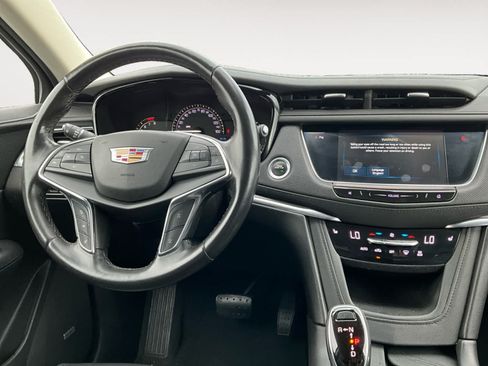 Used 2019 Cadillac XT5 Luxury FWD image 15