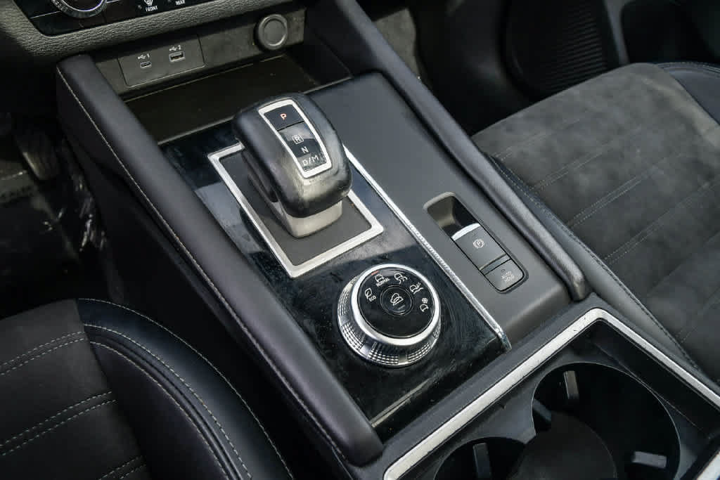 Used 2023 Mitsubishi Outlander SE FWD image 19