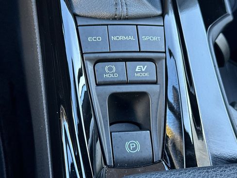 Certified 2025 Toyota Camry XSE FWD image 32