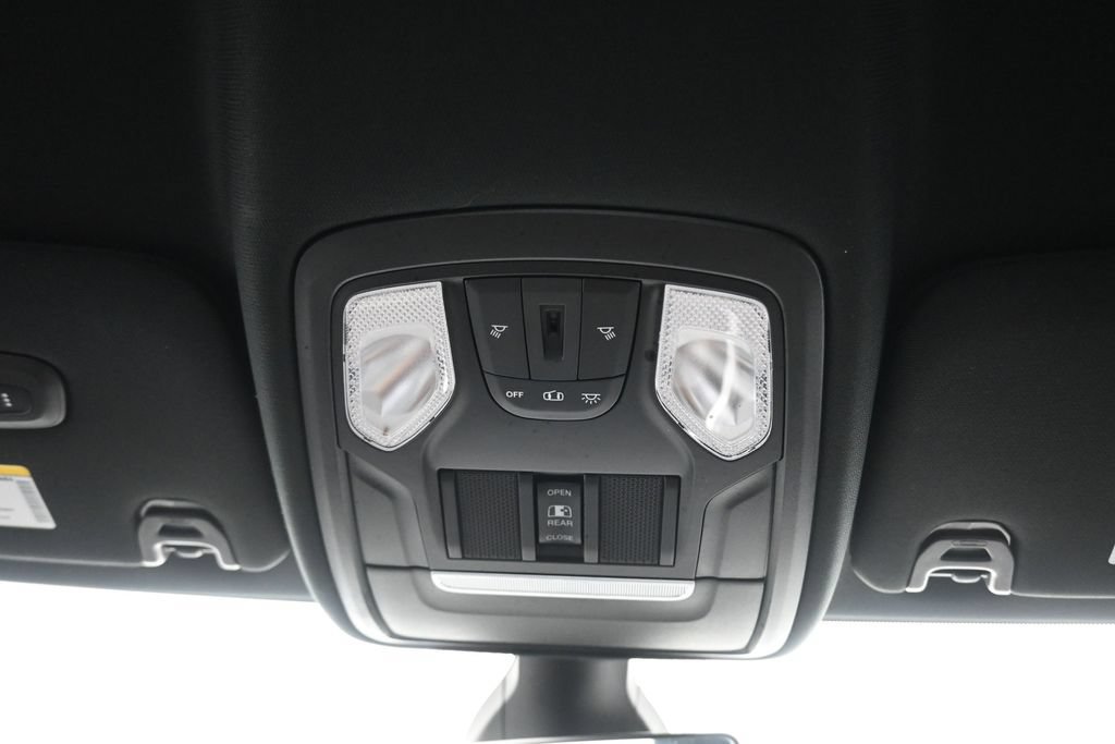 Used 2020 RAM 2500 Big Horn w/ Level 2 Equipment Group AWD/4WD image 27