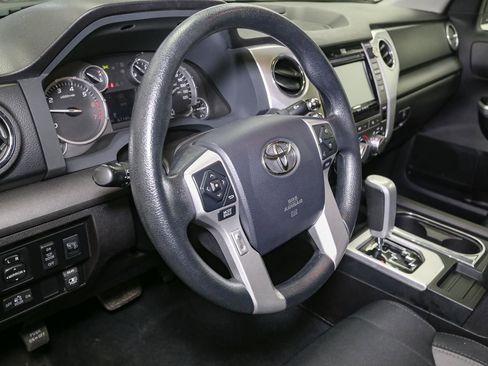 Used 2016 Toyota Tundra SR5 image 21