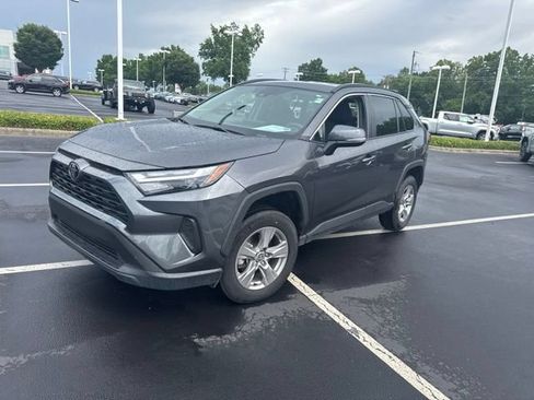 Used 2024 Toyota RAV4 XLE FWD image 9