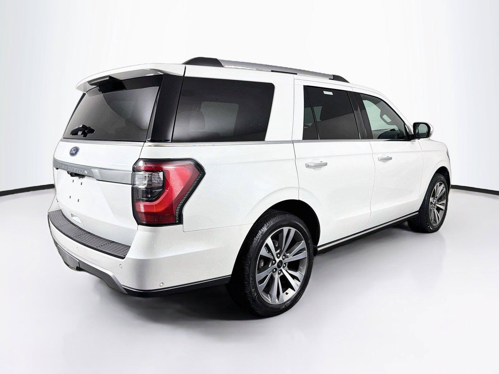 Used 2020 Ford Expedition Limited w/ Equipment Group 302A AWD/4WD image 12