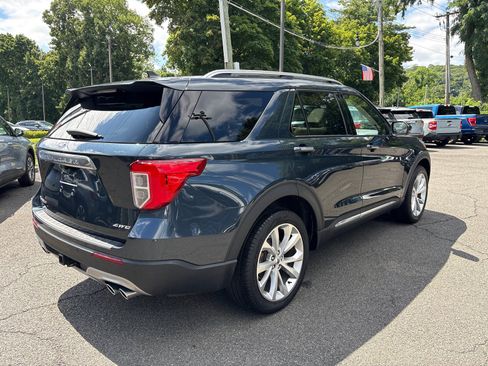 Used 2023 Ford Explorer Platinum w/ Technology Package AWD/4WD image 9