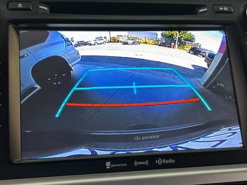 Certified 2019 Toyota Highlander XLE AWD/4WD image 26