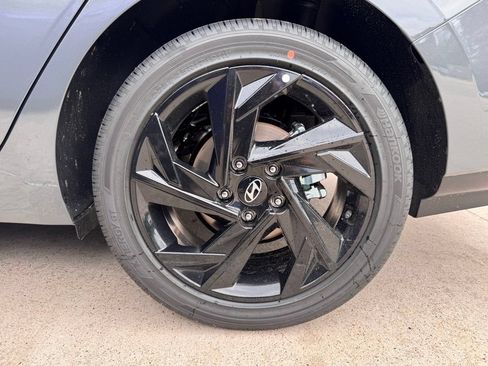 New 2026 Hyundai Elantra SEL Sport Premium FWD image 24
