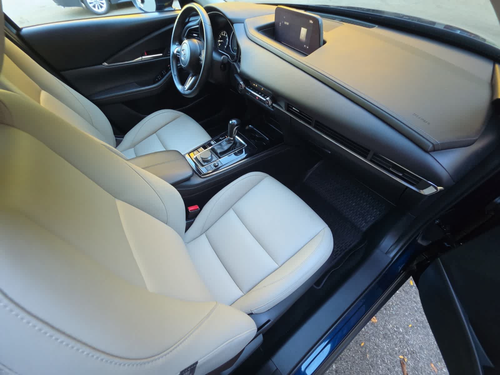 Used 2024 MAZDA CX-30 AWD 2.5 S w/ Preferred Package image 21