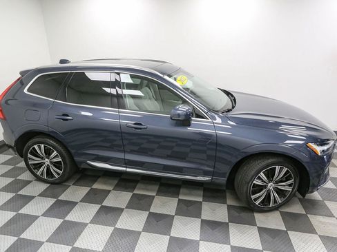 Used 2022 Volvo XC60 T8 Inscription w/ Advanced Package AWD/4WD image 5