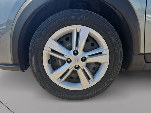 Used 2021 Nissan Kicks S FWD image 9