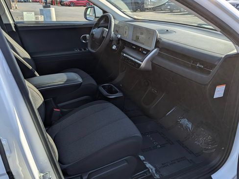 Certified 2024 Hyundai Ioniq 5 SEL RWD image 9