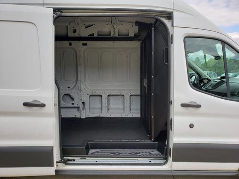 Used 2016 Ford Transit 250 148 High Roof Extended RWD image 12