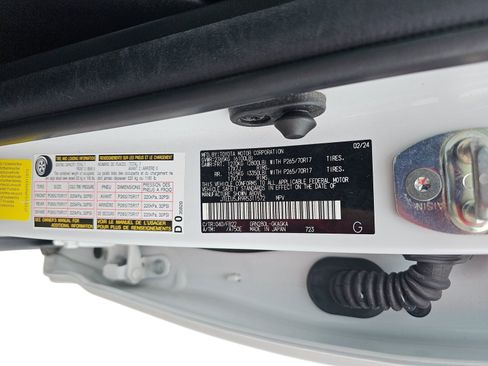 Used 2024 Toyota 4Runner SR5 RWD image 28