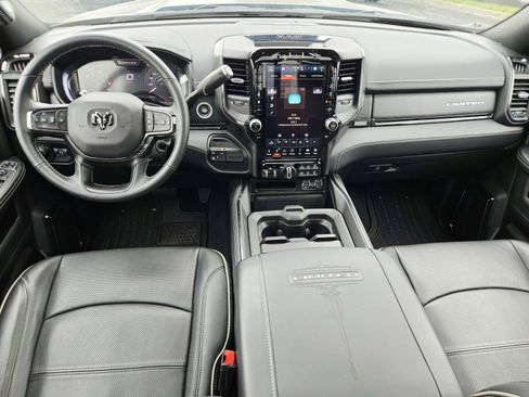 Used 2024 RAM 2500 Limited AWD/4WD image 11