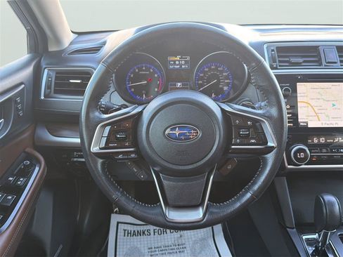Used 2018 Subaru Outback 3.6R Touring w/ Popular Package #3 AWD/4WD image 25