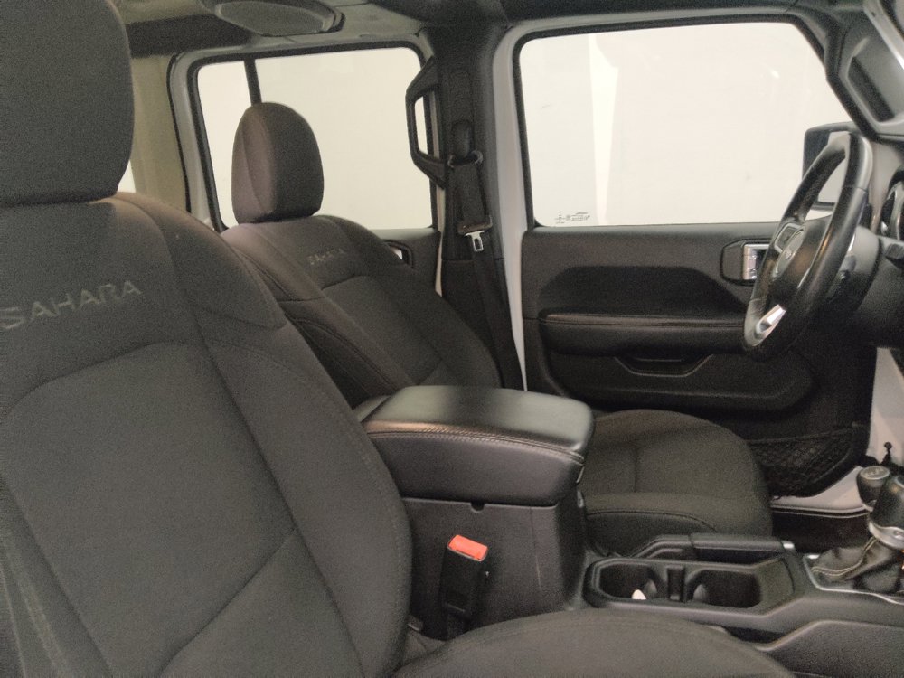 Used 2019 Jeep Wrangler Unlimited Sahara AWD/4WD image 21