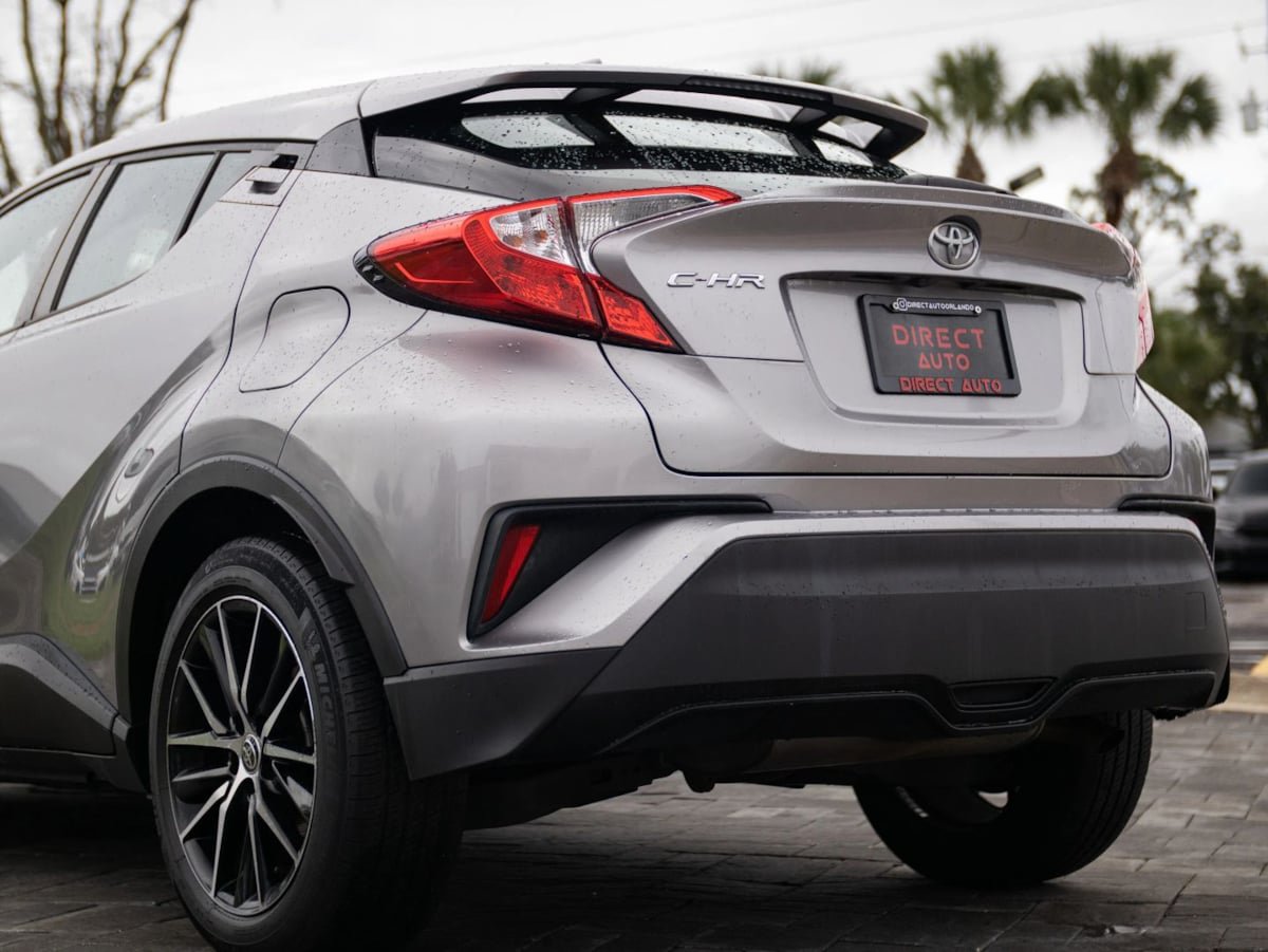 Used 2019 Toyota C-HR LE FWD image 10