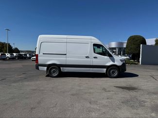 Used 2025 Mercedes-Benz Sprinter 2500 video 3
