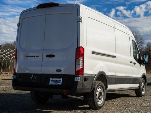 New 2026 Ford Transit 250 148 Medium Roof image 36