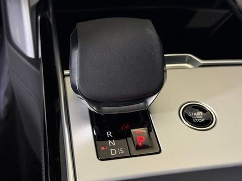 Used 2024 Land Rover Range Rover SE AWD/4WD image 36