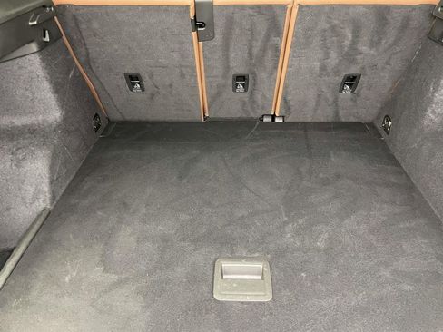 Certified 2025 Audi Q3 2.0T Premium image 20