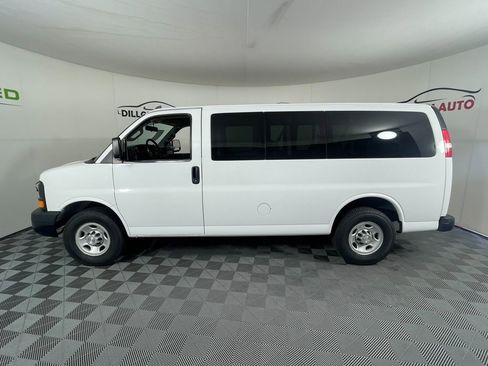 Used 2016 Chevrolet Express 2500 LS image 3