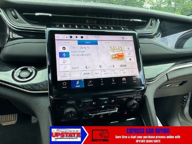 Used 2023 Jeep Grand Cherokee Trailhawk w/ Advanced Protech Group II AWD/4WD image 5