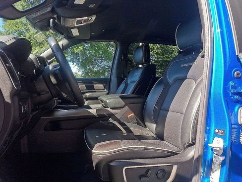 Used 2024 RAM 1500 Laramie image 13