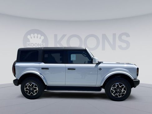 New 2026 Ford Bronco Outer Banks AWD/4WD image 8