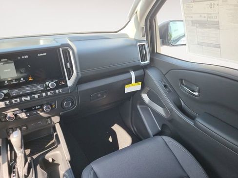 New 2026 Nissan Frontier SV w/ SV Convenience Package image 13