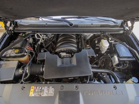 Used 2017 Chevrolet Suburban Premier image 59