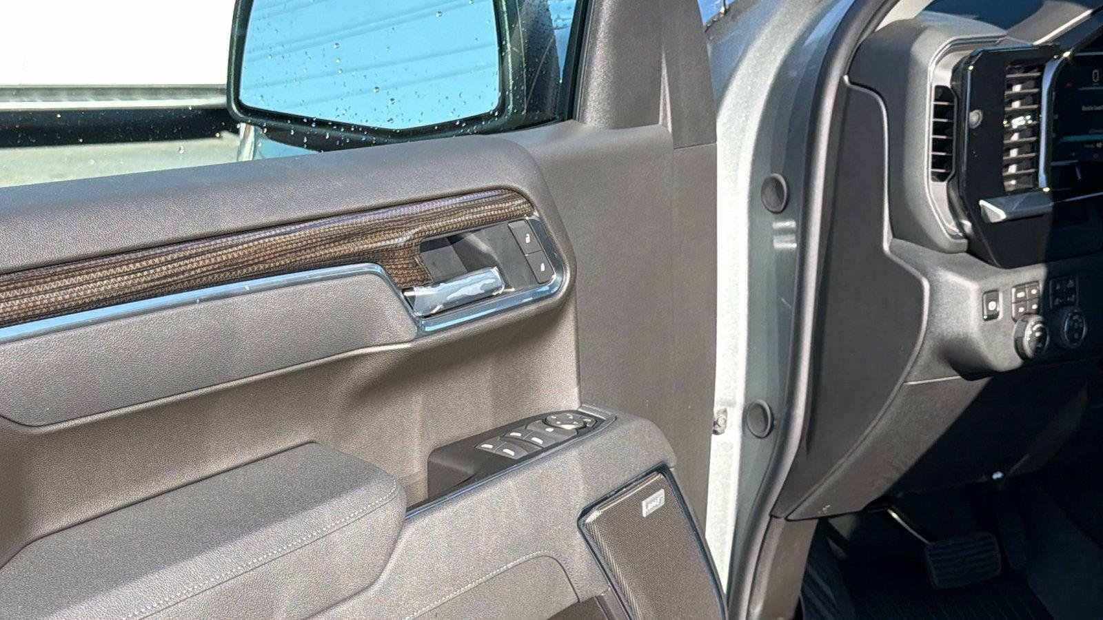 New 2026 Chevrolet Silverado 1500 RST AWD/4WD image 15
