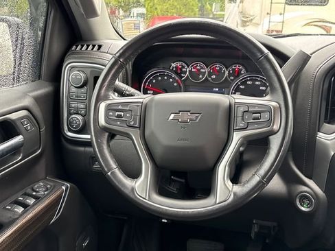Used 2020 Chevrolet Silverado 1500 LT Trail Boss AWD/4WD image 10
