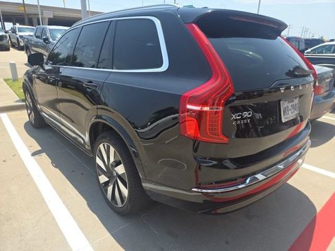 Used 2024 Volvo XC90 T8 Ultimate AWD/4WD image 3