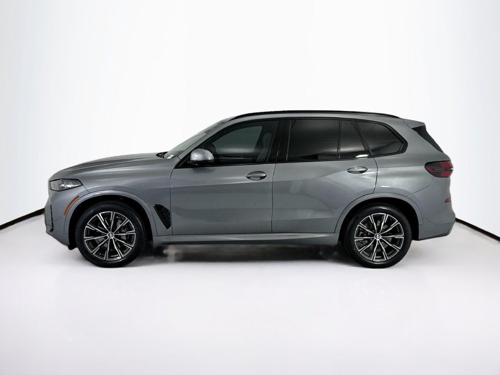 Certified 2024 BMW X5 sDrive40i w/ M Sport Package RWD image 8