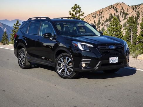 Used 2023 Subaru Forester Limited image 1
