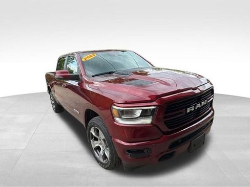 Used 2023 RAM 1500 Laramie AWD/4WD image 3