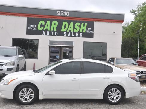 Used 2010 Nissan Altima 2.5 SL w/ SL Pkg image 1