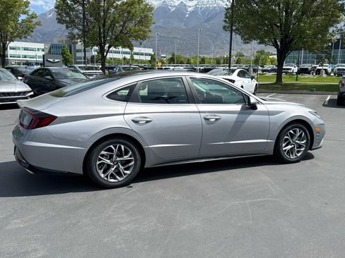 Used 2023 Hyundai Sonata SEL w/ Convenience Package FWD image 8