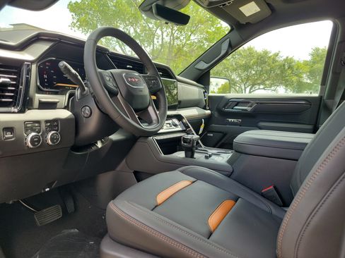 New 2026 GMC Sierra 1500 AT4 w/ AT4 Premium Package AWD/4WD image 7
