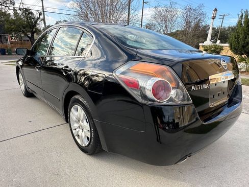 Used 2010 Nissan Altima 2.5 image 7