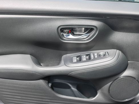 Used 2026 Honda HR-V LX image 21